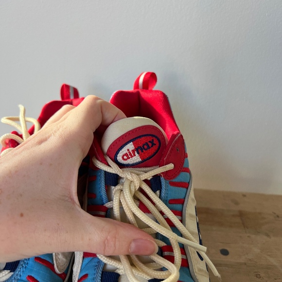 Nike Women's Air Max 98 - Picture 5 of 7